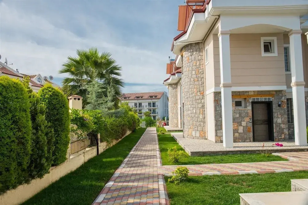 Villa Almira