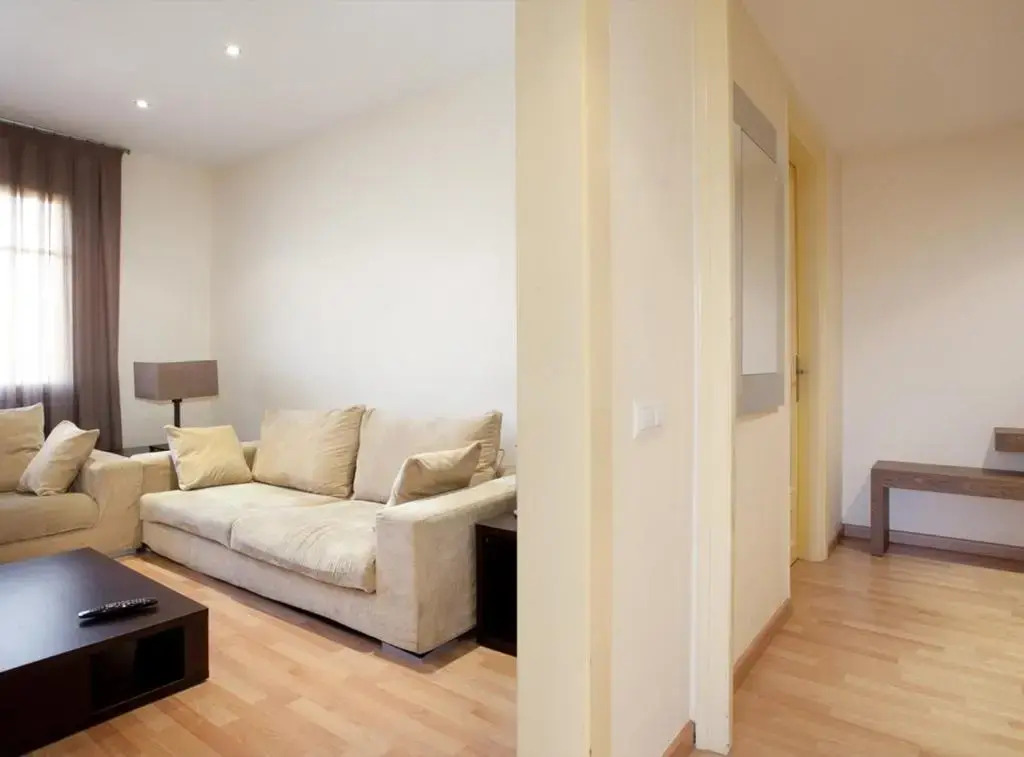 RIUS - Apartments & one Penthouse with private terrace in Montjuic