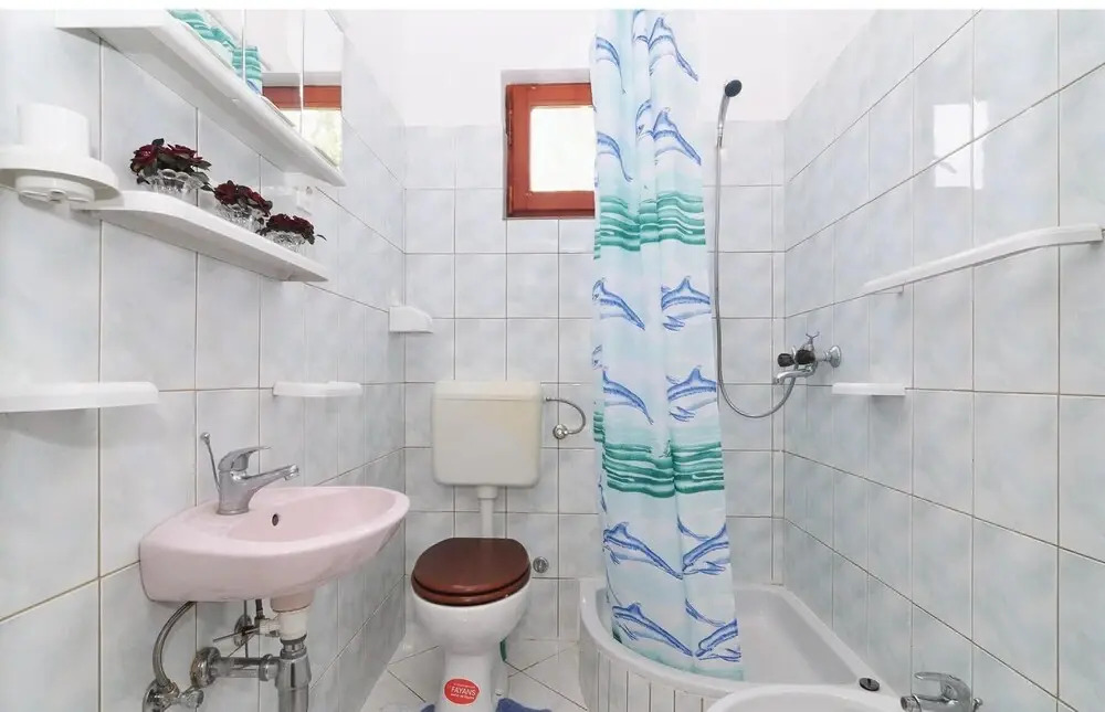 Stunning Home in Krusevo With Wifi and 4 Bedrooms