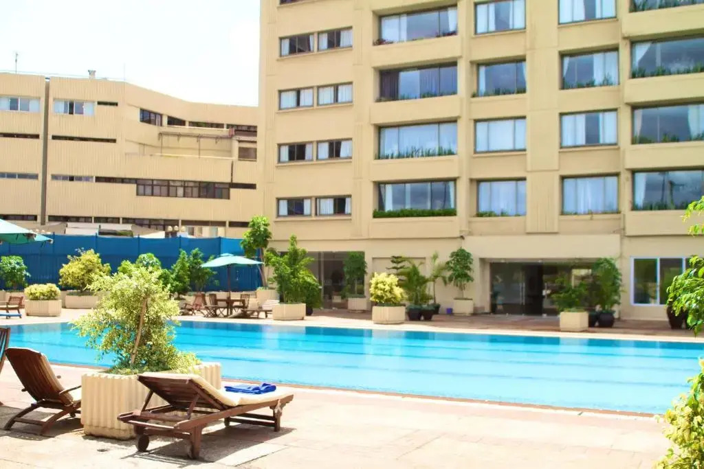Yaya Towers & Hotel