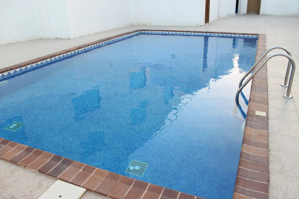 Travellerinn hotel apartment ( Family Only )