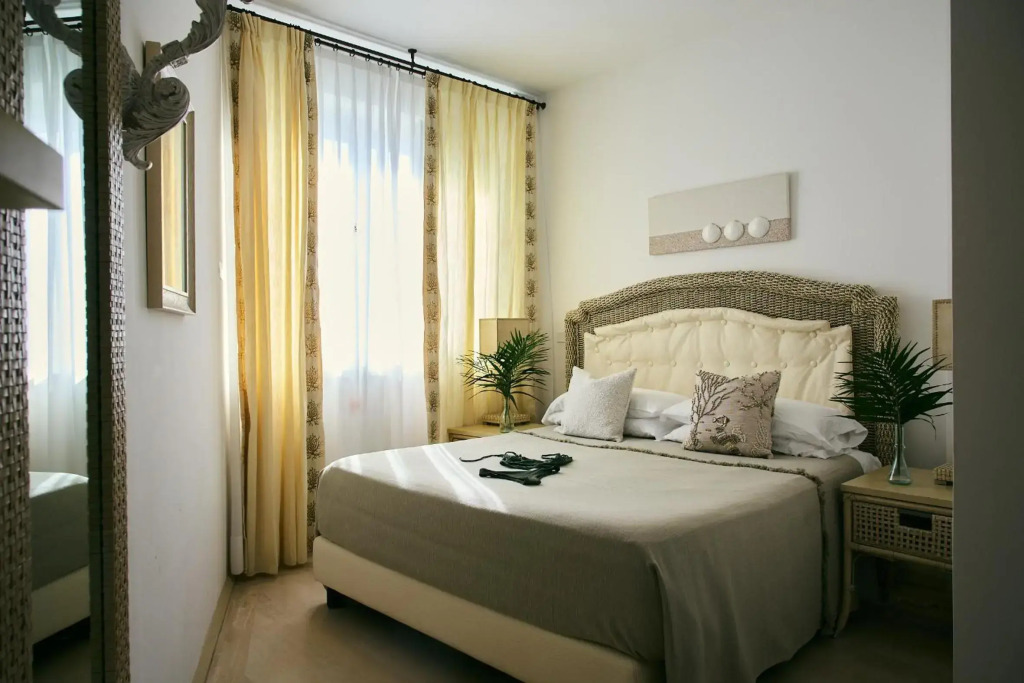Relais Valle DellIdro - Rooftop & Sea View, Otranto
