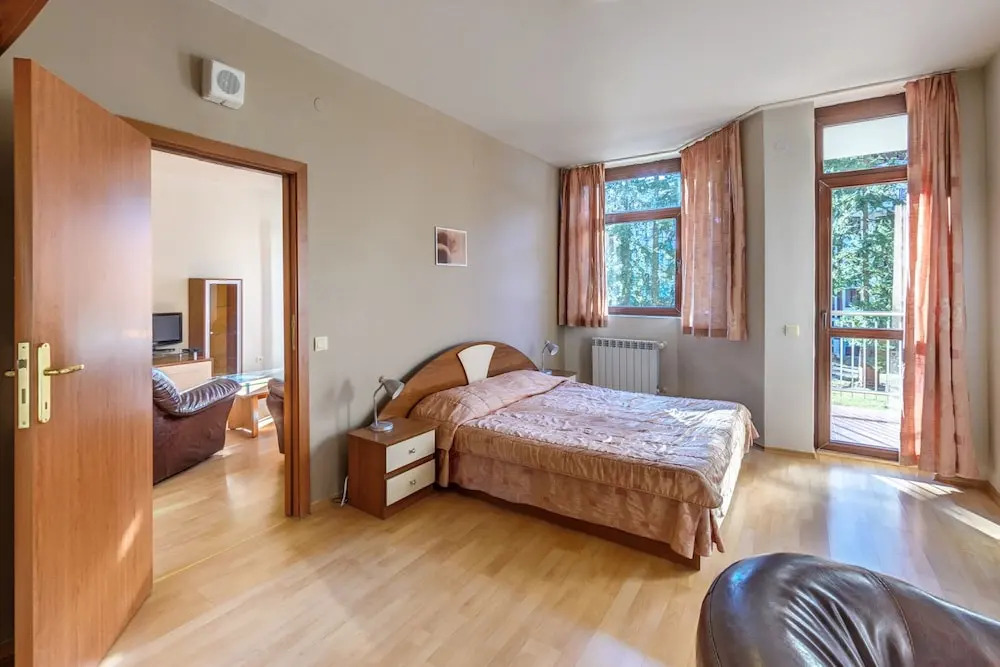 Flora Hotel - Apartments