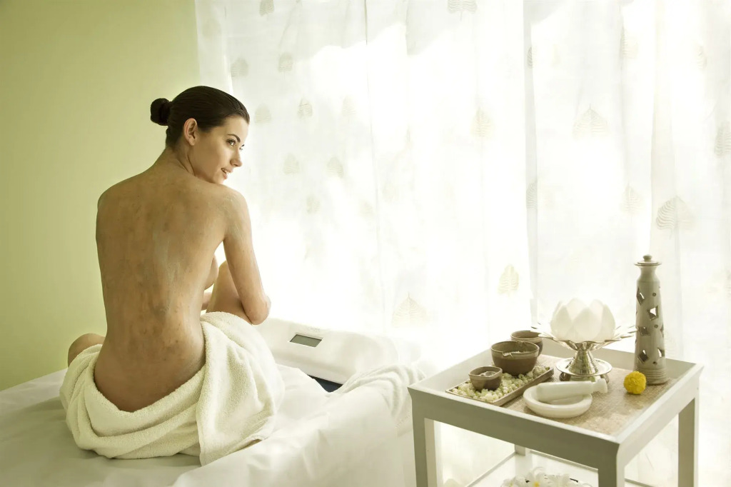 Taj Lands End