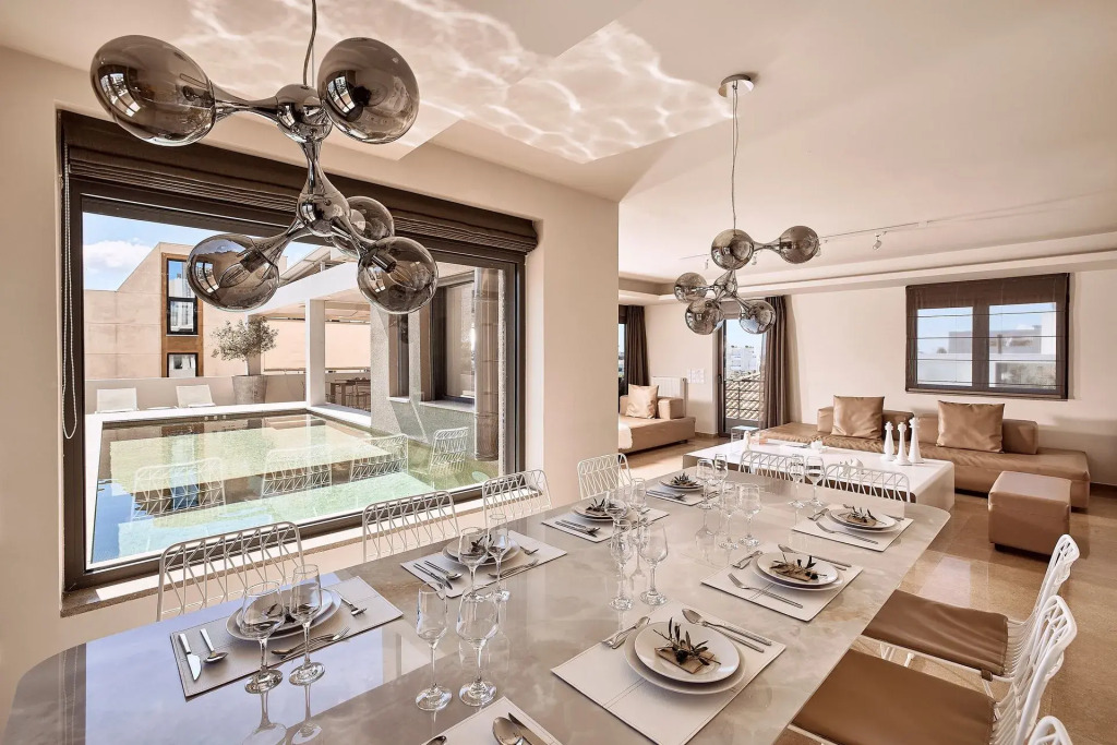 Elaia Luxury Suites