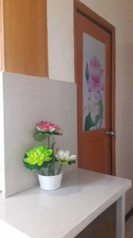 Ekonumi Rooms at Benrosi Plaza