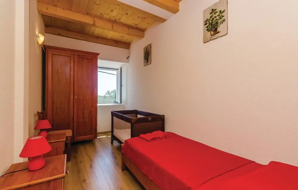 Four-Bedroom Holiday Home In Babino Polje