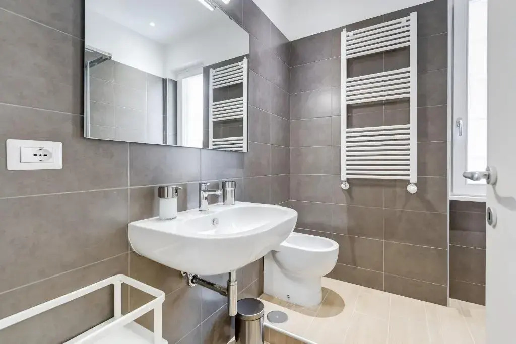 Lovely  3 rooms apartment close Trastevere Station