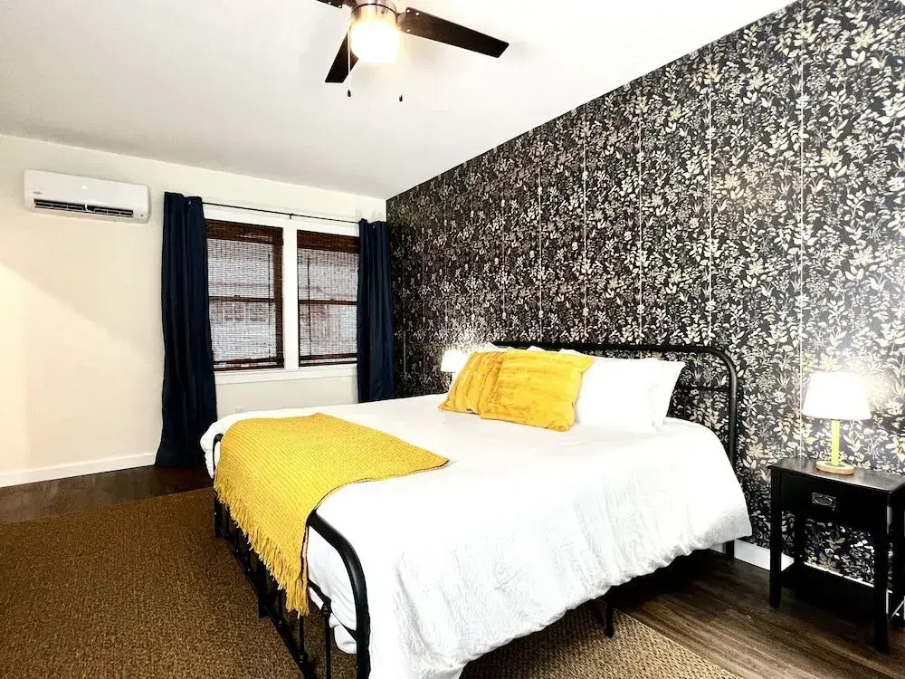 Creekside Suites