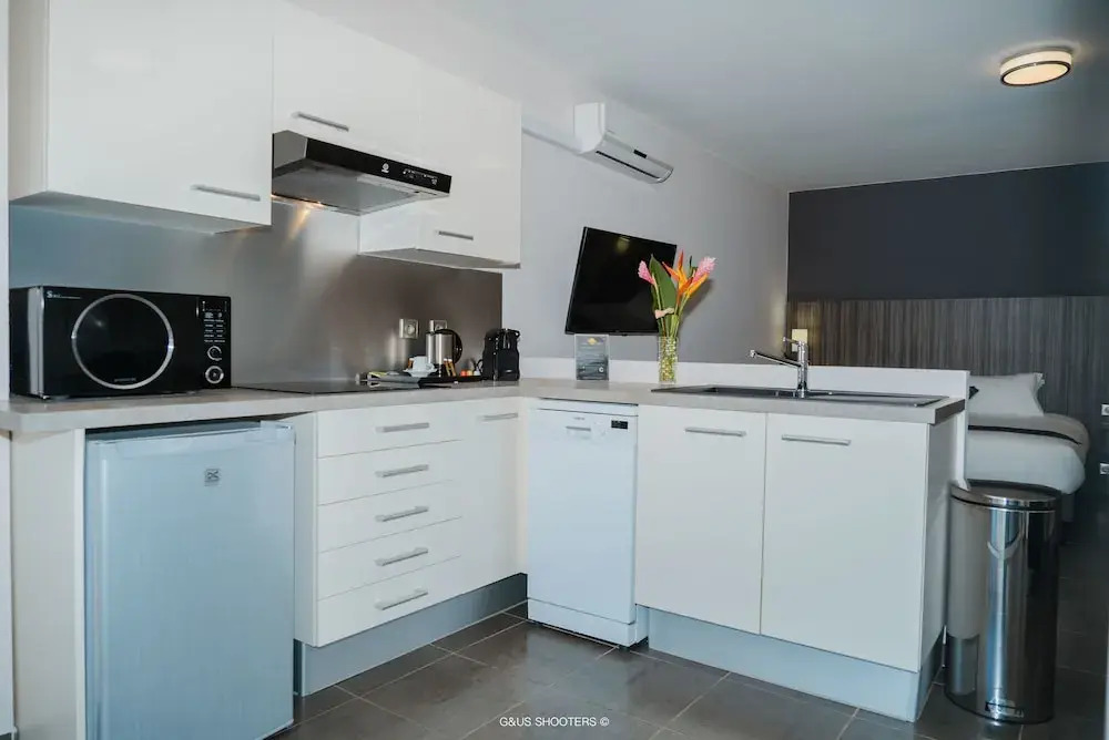 Eclipse Apartment