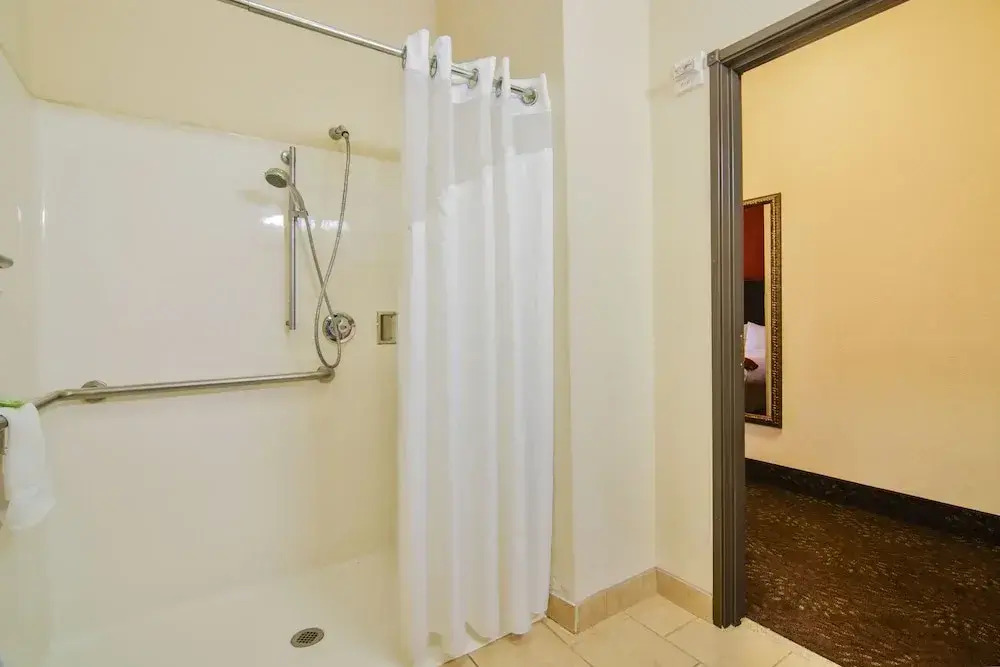 Country Inn & Suites by Radisson, Terrell