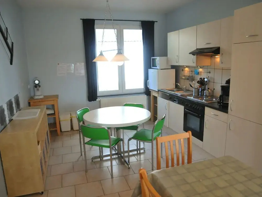 Beautiful Holiday Home in Durby with Garden