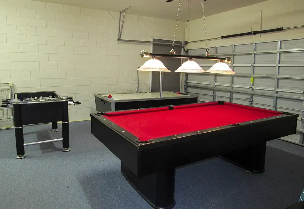 Exquisite Villa with Private Pool/Spa & Games Room, Kissimmee, US