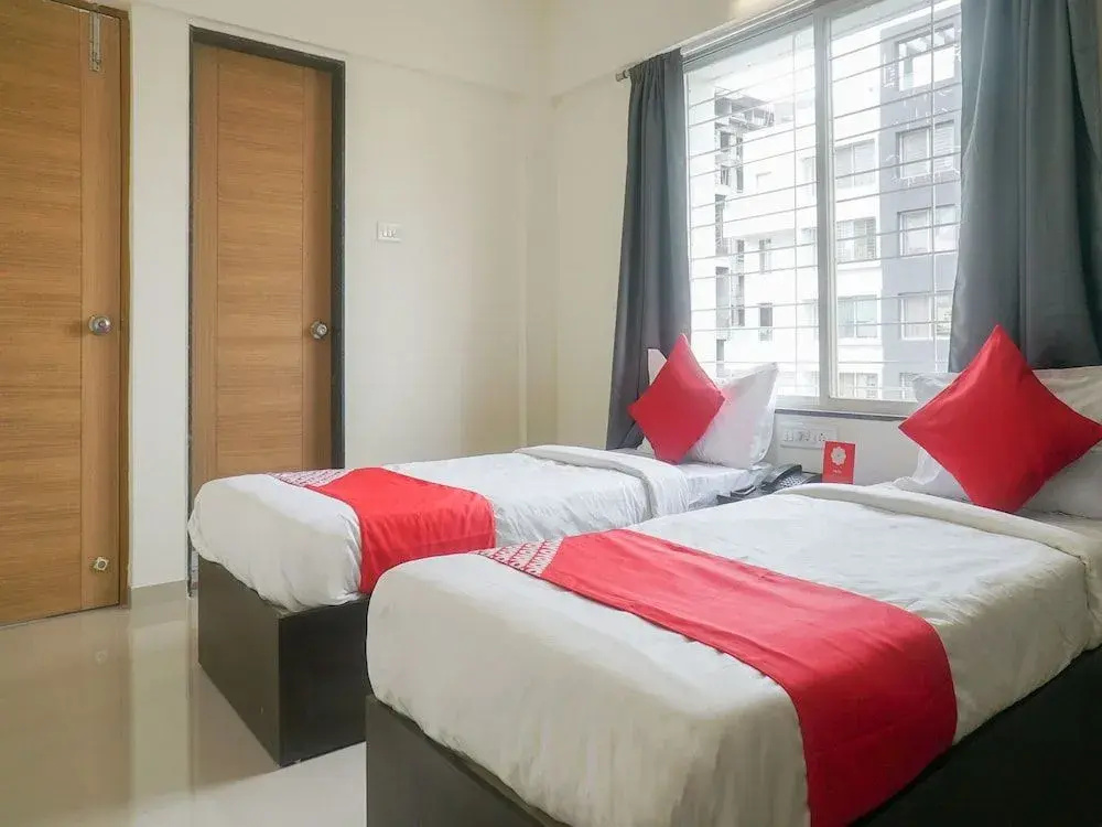 OYO 16570 I Suite