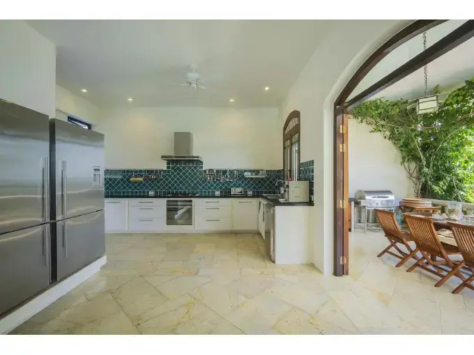Beach Front Luxury Villa Hai Leng