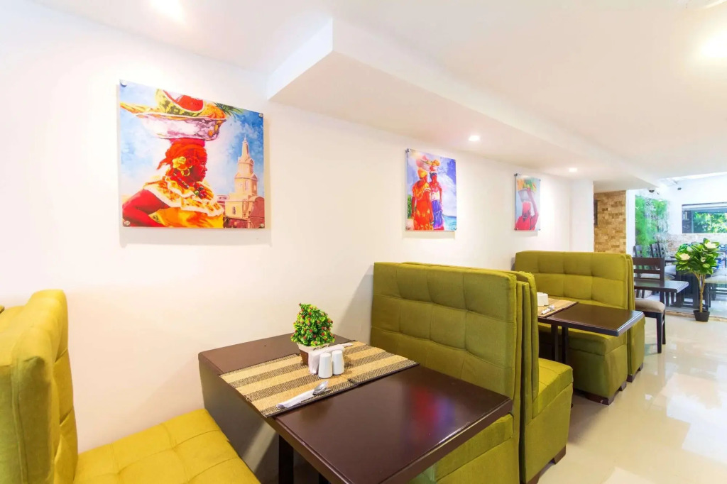 Hotel Avexi Suites By GEH Suites