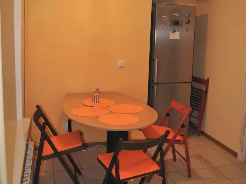 Suricata Hostel