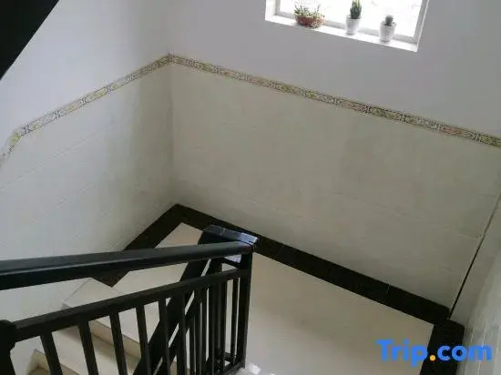 Qikong Qingyuan Inn