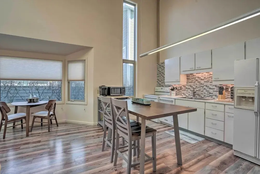 Cozy Anchorage Retreat - Near Hiking & Dtwn!