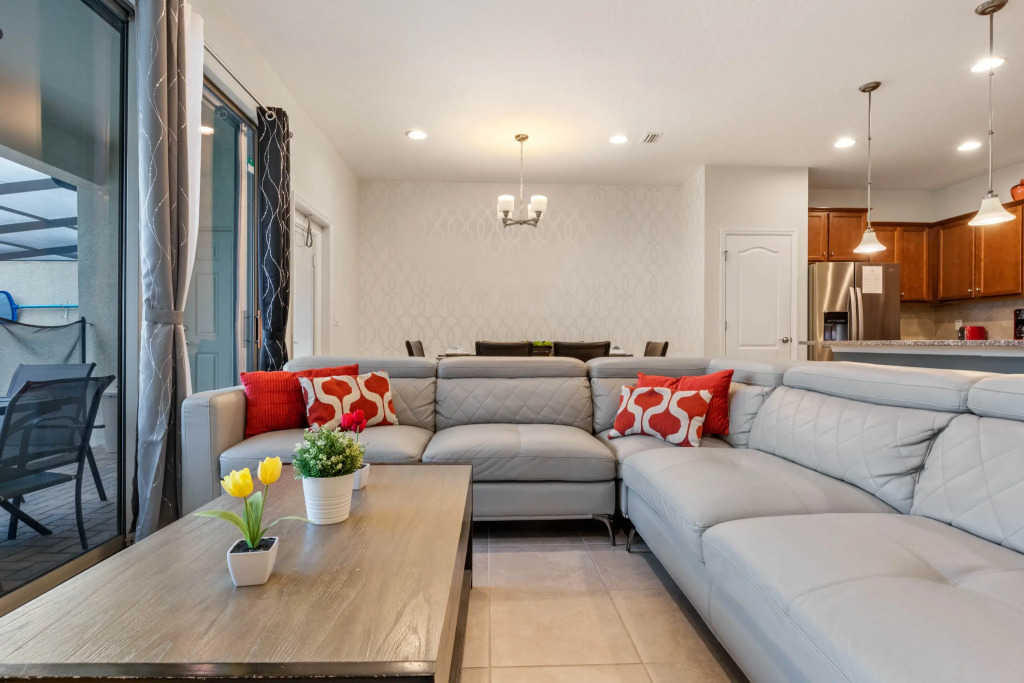 4 Bedrooms / 3.5 Bathrooms / Windsor at Westside (8882 GC), Kissimmee, US