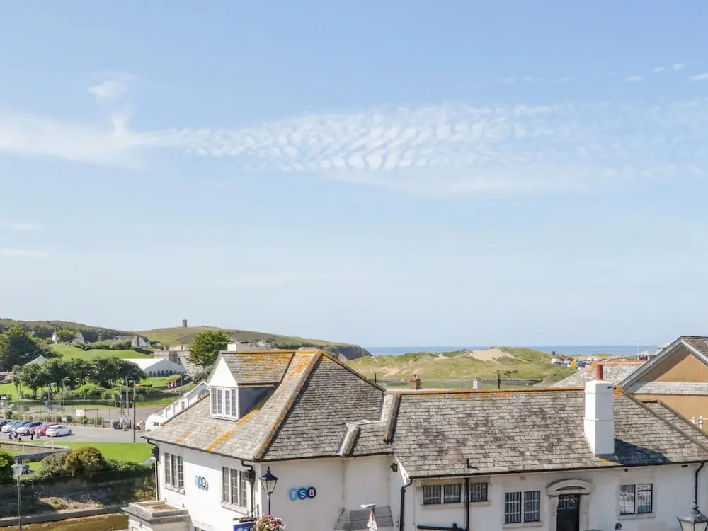 Sea Horizon View