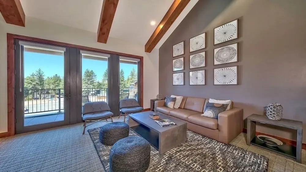 Luxury Residence - Gondola across the Street 2 Bedroom Condo by RedAwning
