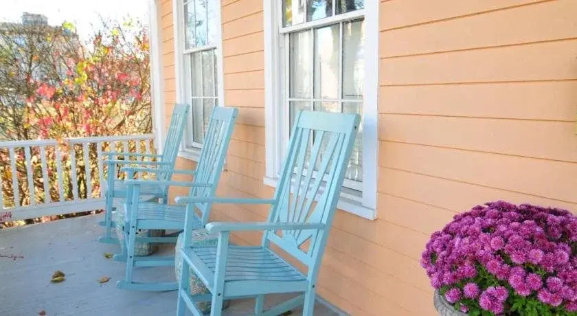 Bohemian Inn