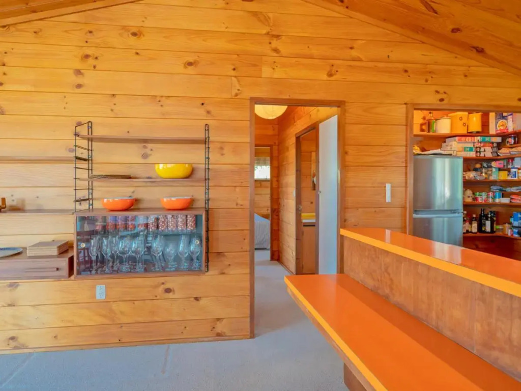 Beachfront Views - Hahei Holiday Home
