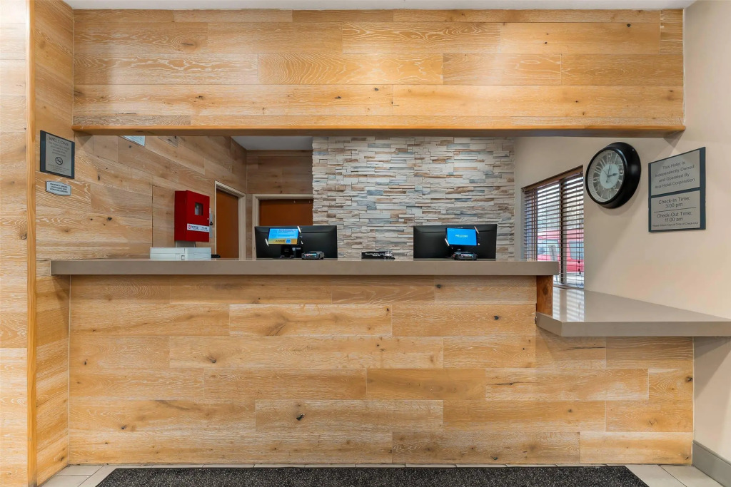 Country Inn & Suites by Radisson, Fairview Heights, IL