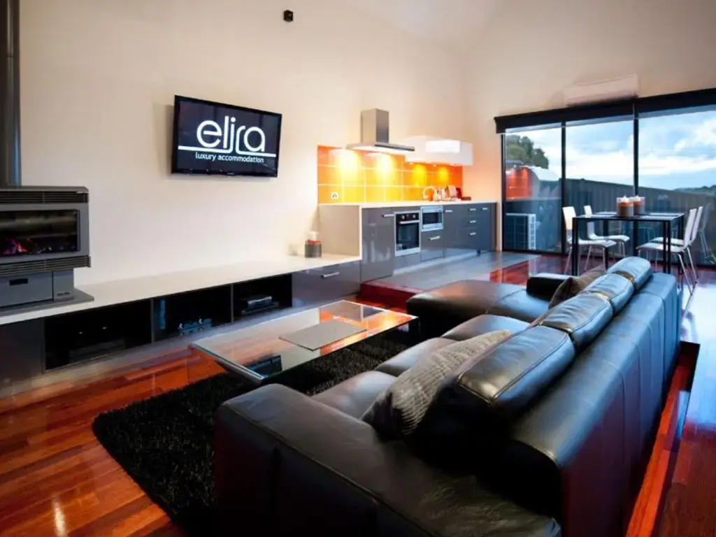 Elira 2
