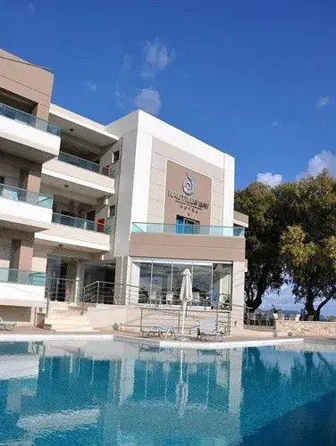 Nautilus Bay Hotel