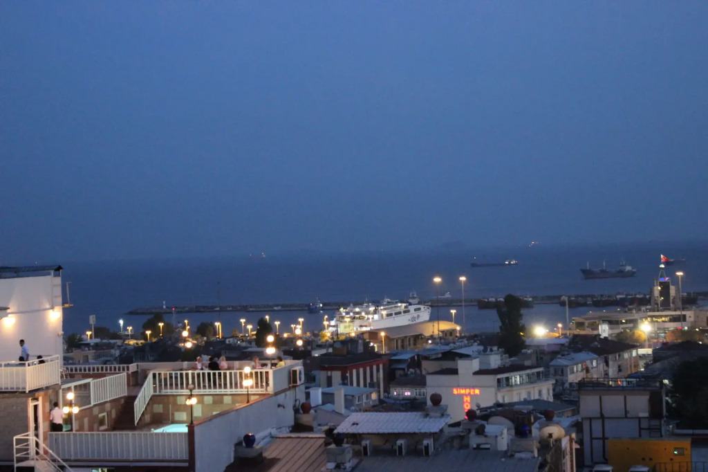 Yaztur Hotel