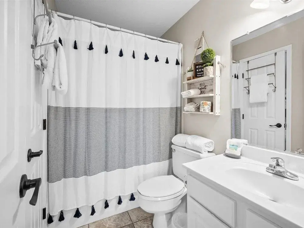 Gulf Shore Condo #207 - 2 Br condo by RedAwning