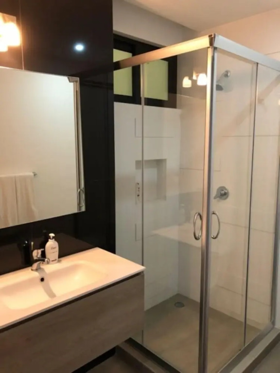 Menesse City Condo 1409