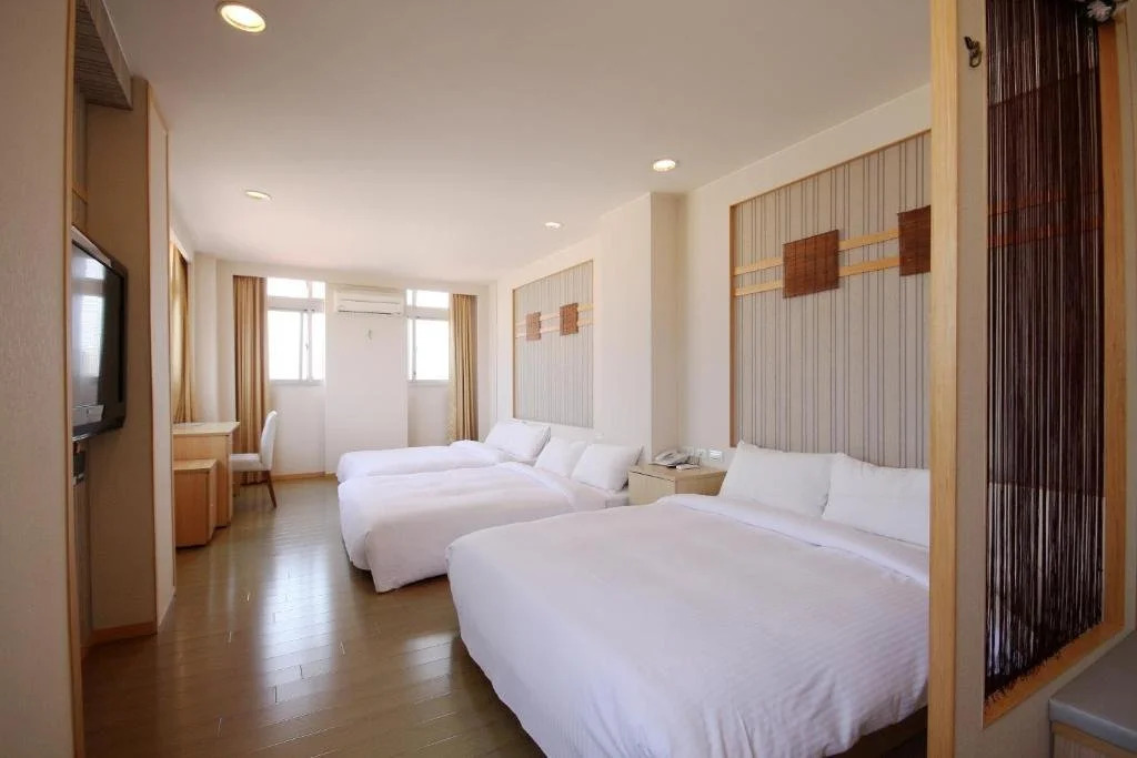 Sky 1 Hotel