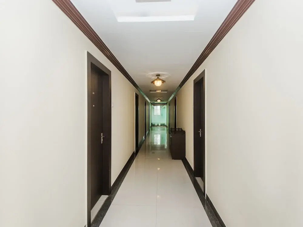 OYO 11890 Farmhouse Residency