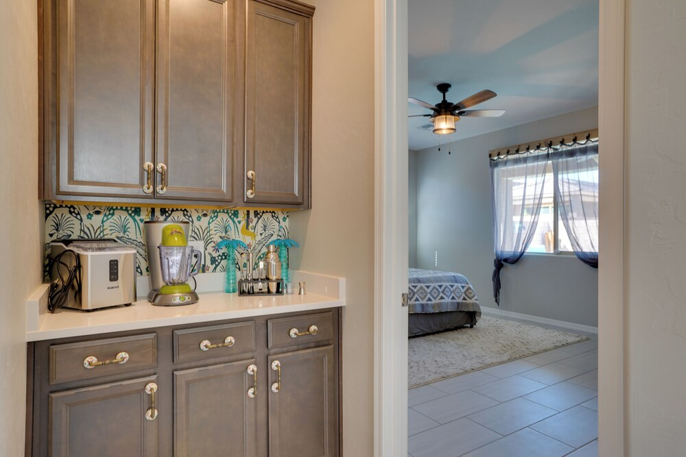 Lovely Tucson Home w/ Private Pool & Fire Pit!