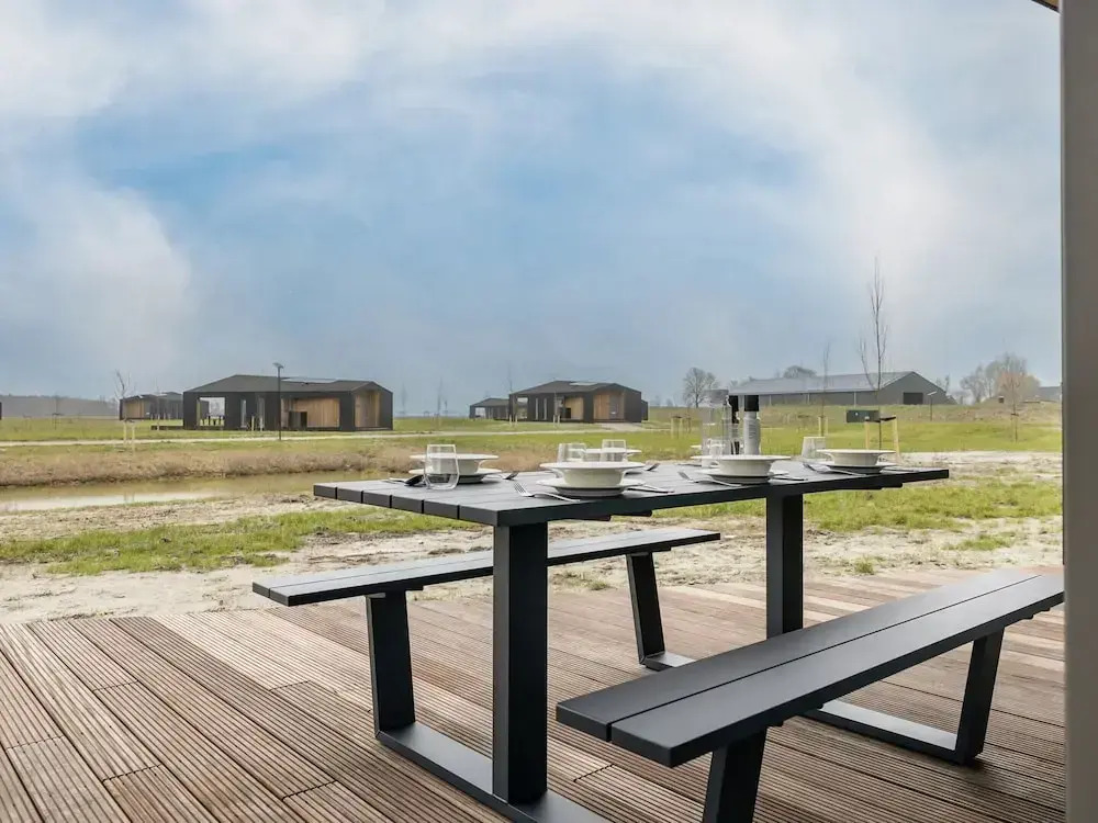 Lovely holiday home in Wissenkerke with garden