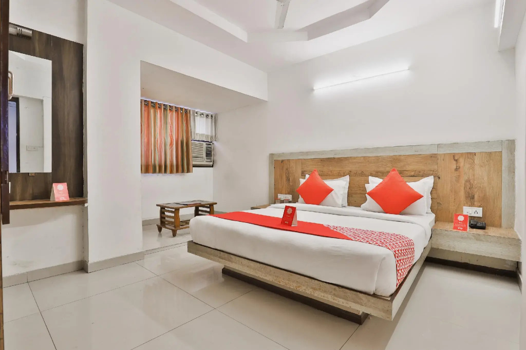 OYO 8758 Hotel Swagatam