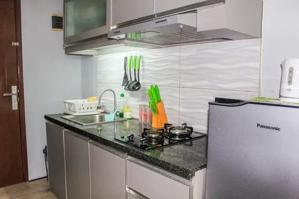 Modern Furnished Studio Room @ The Modern Golf Apartment