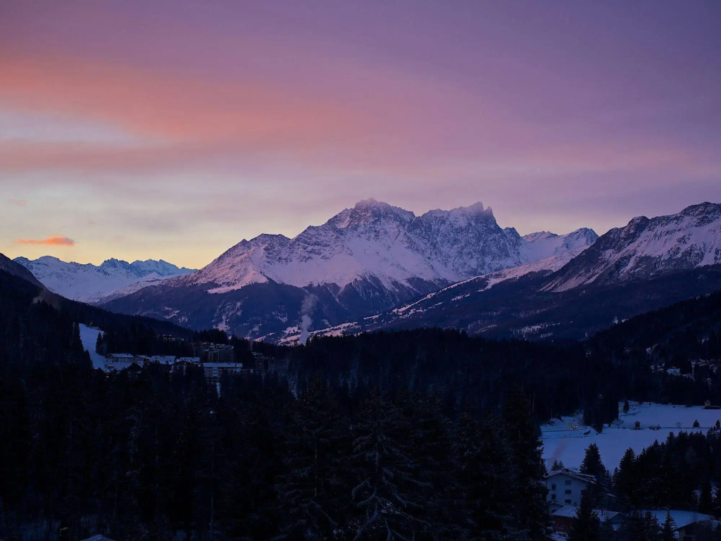 Schweizerhof Ferienwohnungen Lenzerheide 5
