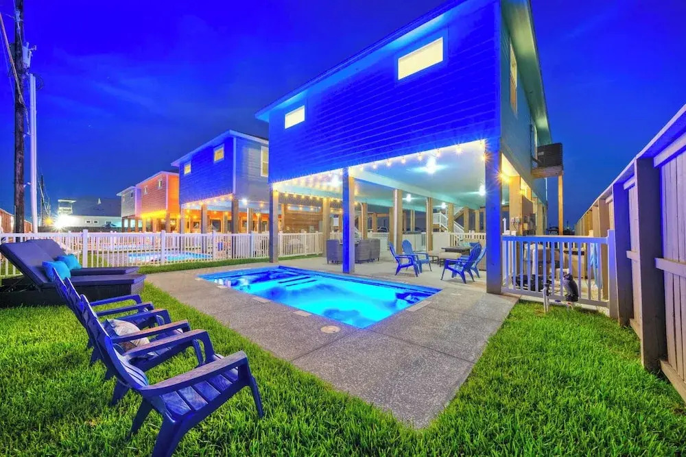 Baydream Believer by Avantstay Pool, Views