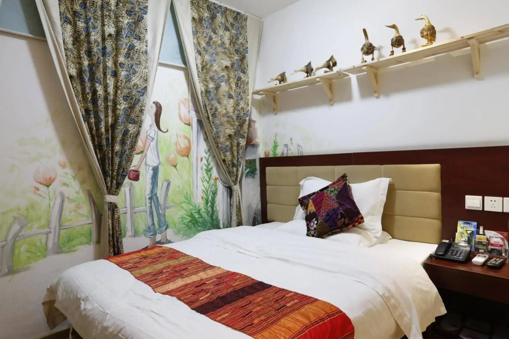 Pufengtang Wooden Art Hotel