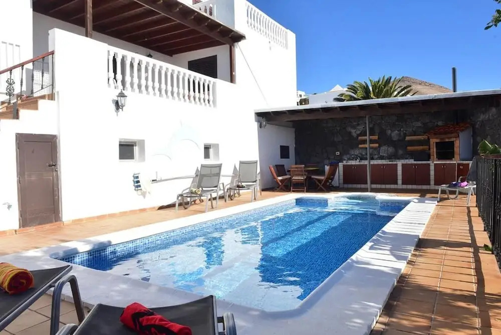 Villa With 3 Bedrooms in Tías, With Wonderful sea View, Private Pool, Enclosed Garden
