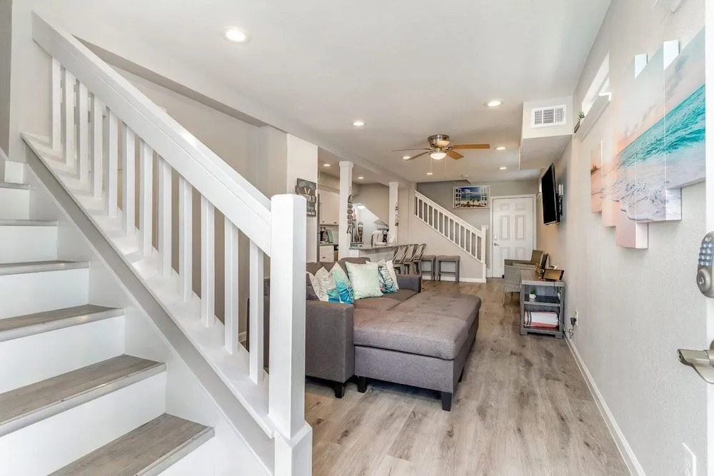 Hadnott Beach Cottage