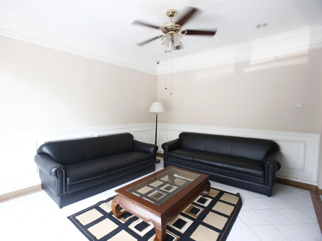 Panorama Town House by Reddoorz