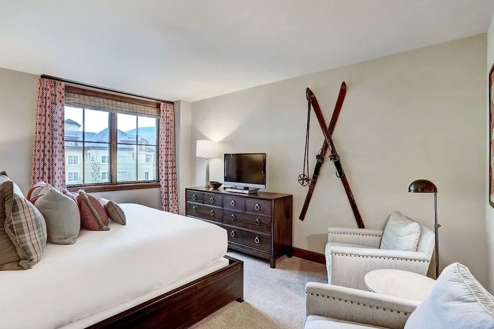 Ritz 3Br Mtn View RRR407