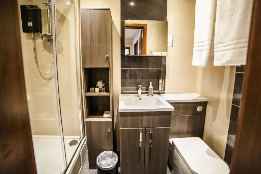 Hampton Suites Serviced Apartments