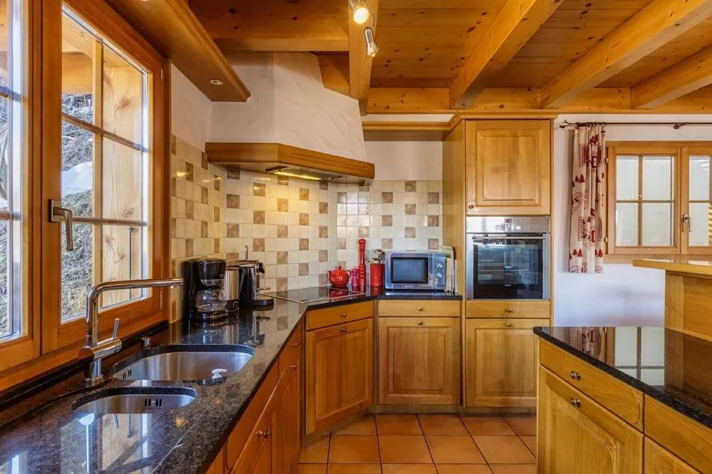 Chalet Coucou Luxury 10 pax Chalet with incredible views and garage