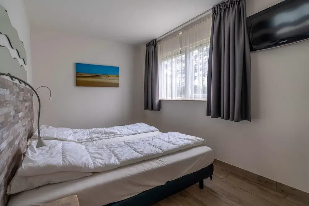 Cozy and Comfortable 4-person Bungalow